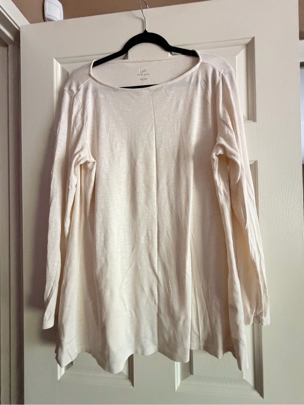 J. Jill Cream Long-Sleeve Scoop Neck Top